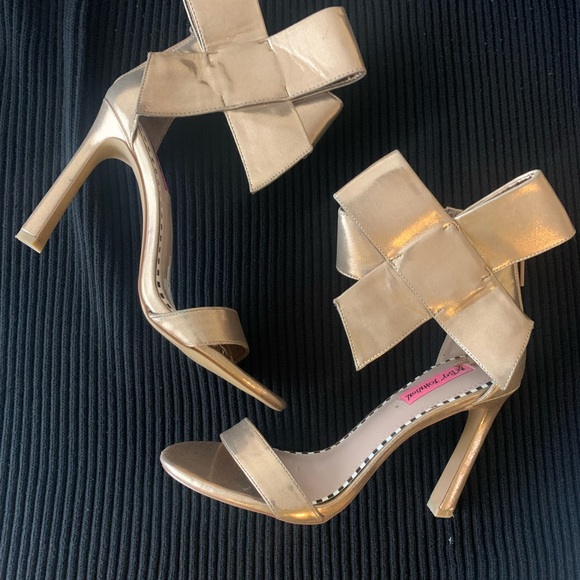 Rose gold high heel sandals - Picture 2 of 3